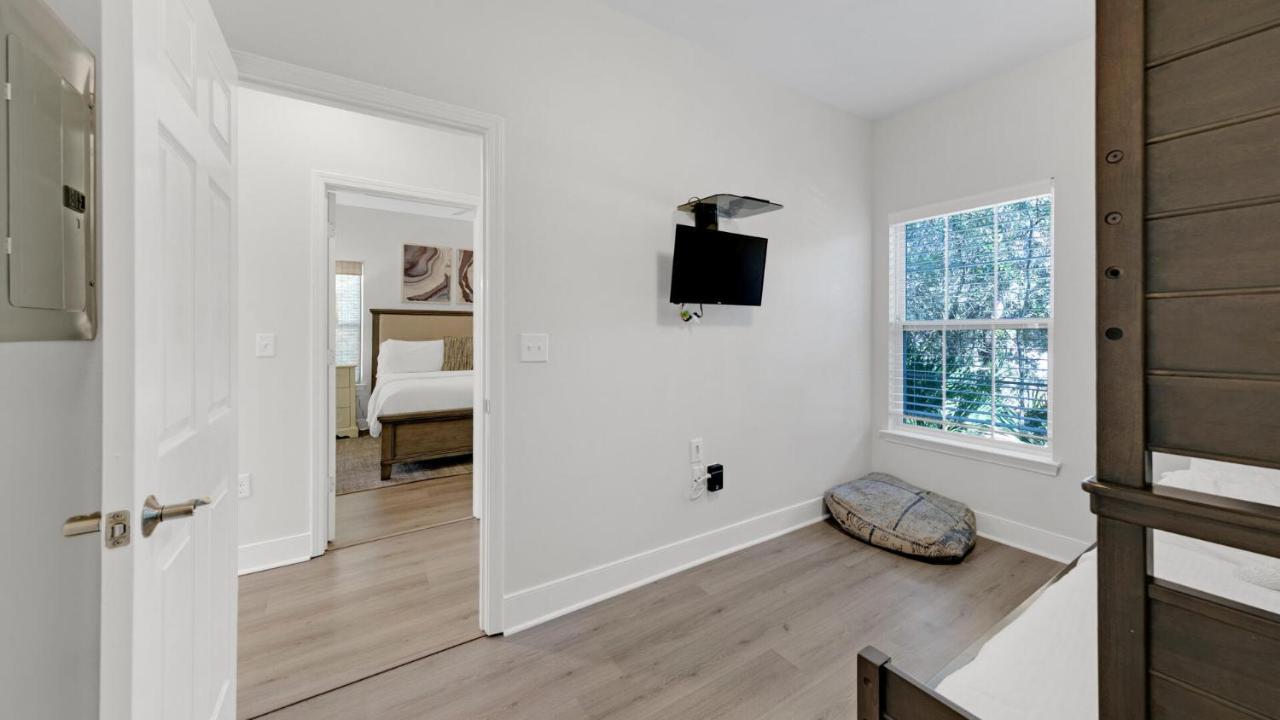 Pelican House - Newly Remodeled, Professionally Decorated, Only About 1 Mile To Seaside! Santa Rosa Beach Exterior foto